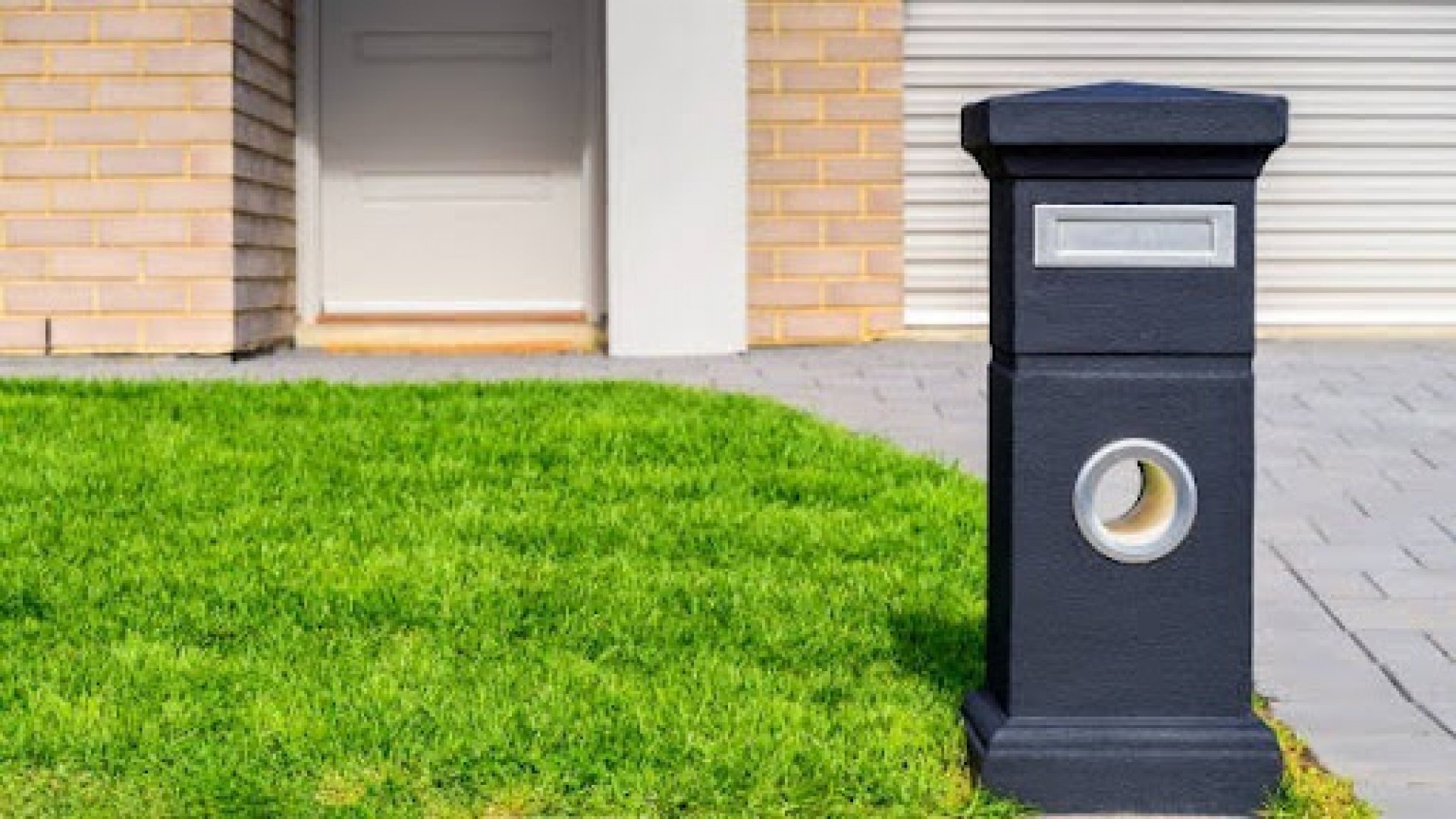 https://www.australianparcelbox.com.au/image/cache/catalog/Freestanding%20Parcel%20letterbox-1920x1080.jpg